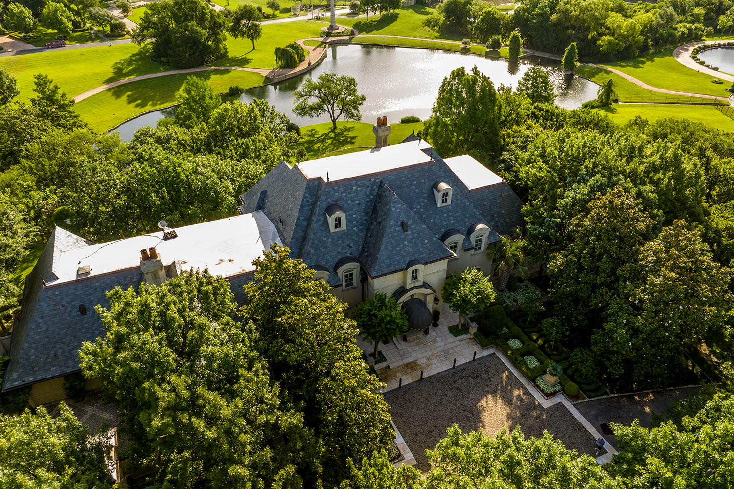 Exterior before architectural photo editing